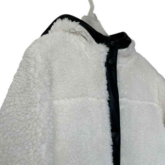 LEVI’s Strauss M Faux Shearling Quilted Parka NWOT Being - Picture 15 of 15